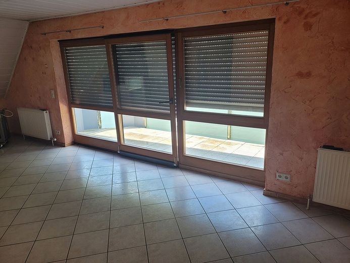 Ruhige sehr schoene 2,5 Zimmer DG Maisonette Whg. – Foto 2