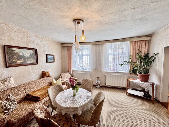 HORN IMMOBILIEN ++ Ein Haus für viele Möglichkeiten in Brüssow bei Löcknitz – Wohnzimmer