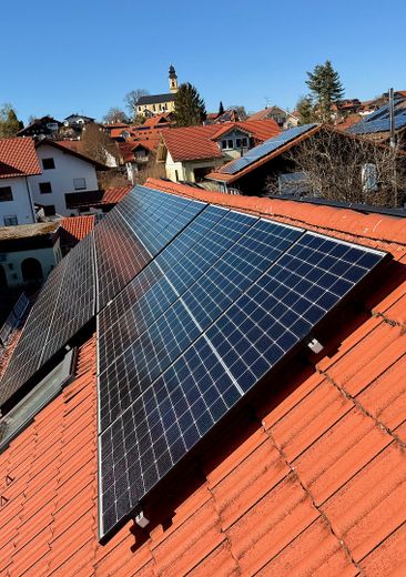 Solar und Blick auf Schäftlarn