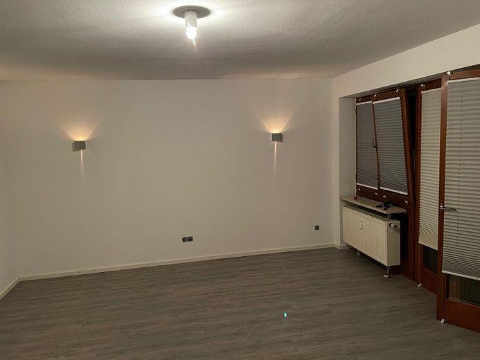 Kempten Innenstadt: Vermietete 2-Zimmer-Wohnung mit Balkon und attraktiver Mietrendite – Foto 1