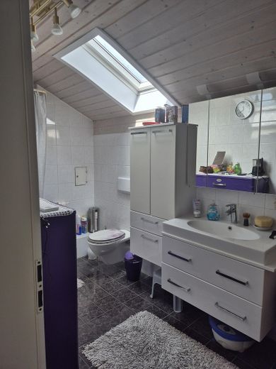 Badezimmer (OG) 