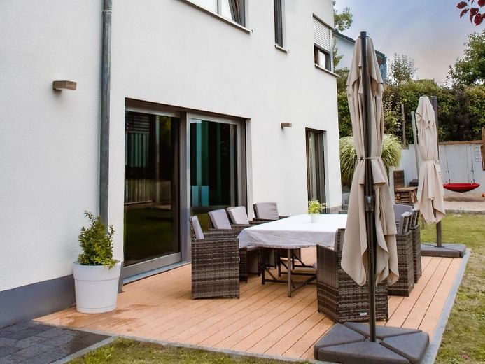 Esclusiva casa unifamiliare KfW-40 in tranquilla posizione a pendio esposto a sud – di alta qualità ed efficiente dal punto di vista energetico – Foto 5