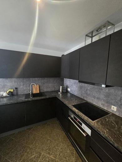 Penthouse-Wohnung mit Blick auf den Markt – Küche (nicht enthalten)