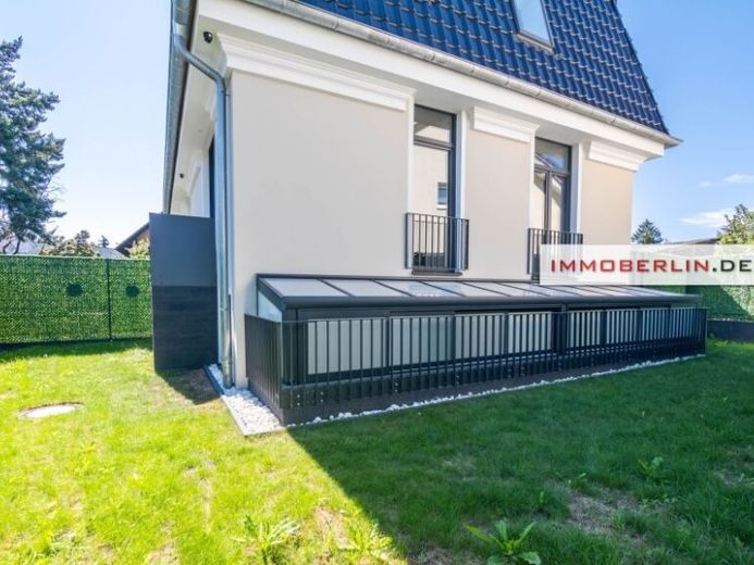 IMMOBERLIN.DE - ¡Primera ocupación! Casa de alta calidad con un ambiente muy elegante en una ubicación tranquila – Foto 1