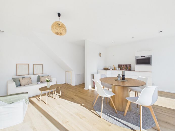 Wie neu! Hochwertig saniertes, freistehendes Einfamilienhaus in Wesel-Lackhausen – Wohn-/Essbereich