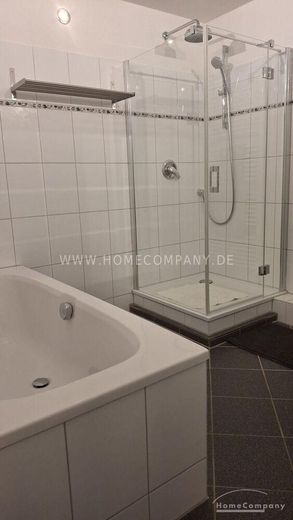 Sehr schöne 3 Zi.-Wohnung in direkter City-Lage mit Balkon und Stellplatz in der TG. – 294f13b651f002859d7be4a78d8e63bd32331dd4.jpg