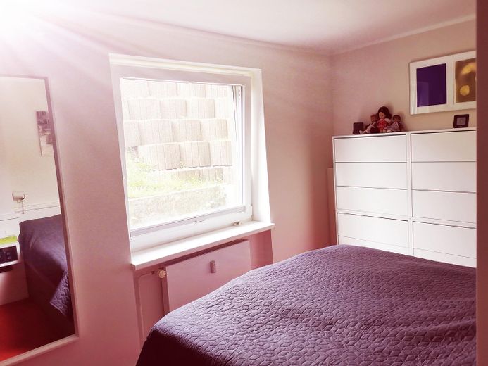 TRAUM(FERIEN)WOHNUNG VON PRIVAT ZU KAUFEN! – Schlafzimmer mit Tageslicht