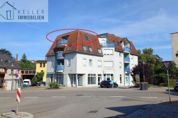 Sonnige 1,5 Raum-Wohnung mit Süd-Balkon und Tageslichtbad - Werdau zentrumsnah