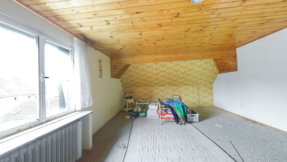 Mansardenzimmer DG