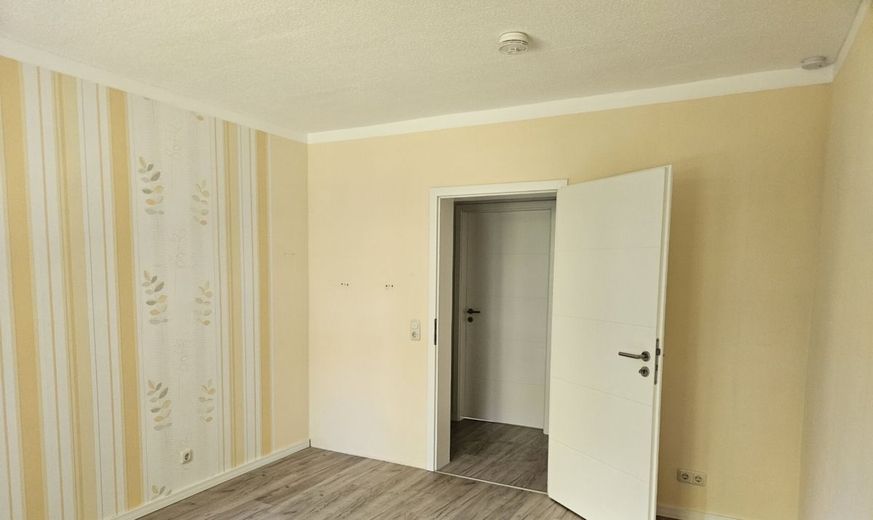Wie neu! Sanierte 3 -Zimmerwohnung im Erdgeschoss. OHNE MAKLER – Bild 3