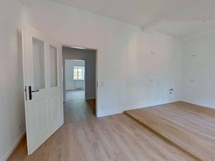 Traumhafte 3-Zi.-Dachgeschosswohnung in historischem Ambiente am Schloss – Ansicht III: Küche