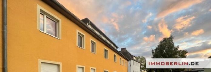 IMMOBERLIN.DE - Sehr attraktives Mehrfamilienhaus in ländlicher Lage