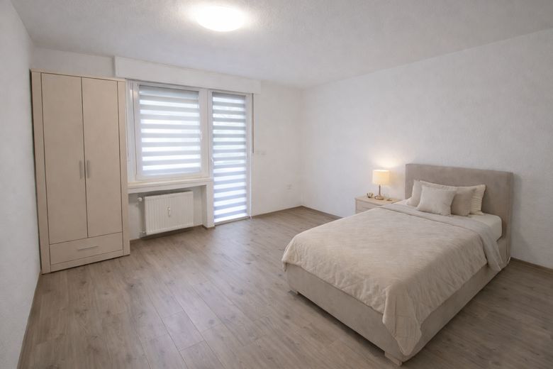 Schöne 4 Zimmer-Wohnung zu vermieten mit Balkon – Schlafzimmer mit Balkon