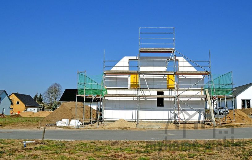 Röttenbach Waldrandlage neue Stadtvilla mit Keller in idyllischer Waldrandlage in Röttenbach – construction-site-6213732_1280