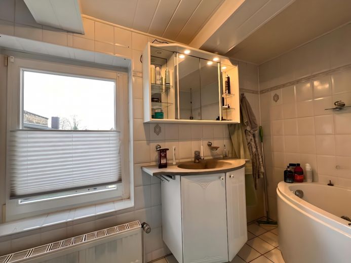 Badezimmer OG WE I
