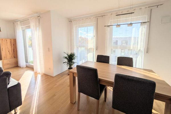 Helle 4-Zimmer-Wohnung mit Balkon in Top-Lage von Nürnberg-Thon