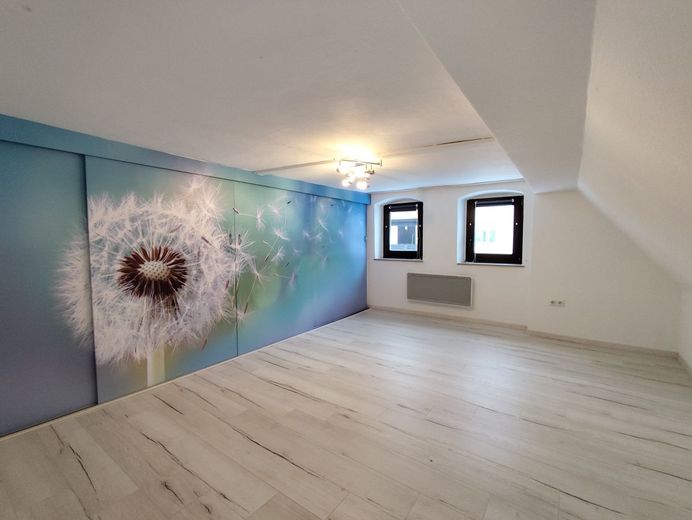 RESERVIERT - KLEIN, ABER OHO! Modernisiertes Einfamilienhäuschen mit Charme in 95346 Stadtsteinach - Einziehen &amp; Wohlfühlen! – DG Schlafzimmer Ansicht 1