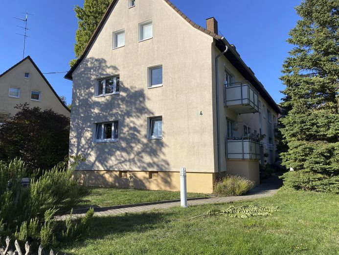 Kernsanierte, exklusive 3-Zimmer-Wohnung in Wiesbaden – Langenbeckstraße 4 – Hausansicht
