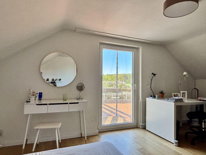Familienparadies mit Swimmingpool, Tennis- und jede Menge Platz! – Schlafzimmer