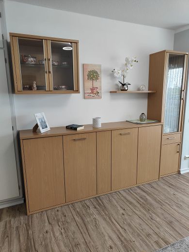 Schrankbett im Wohnzimmer