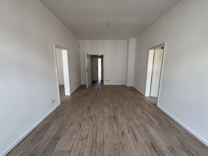 4-Raum Wohnung mit Balkon und zwei Bädern in Auerbach – Foto 1