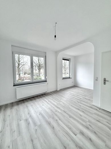 Modernized 5-room mid-terrace house in Bremen-Hastedt with garden, terrace & 2 bathrooms – Kinderzimmer1