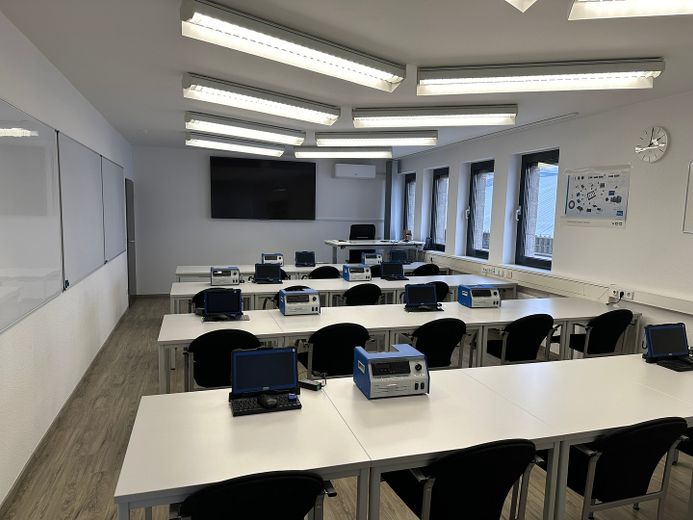 Einzelbüros in der Bürogemeinschaft Baalsdorf – Schulungsraum tageweise mieten