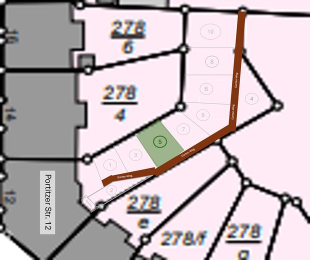 2-Zi. Wohnung + Balkon + Keller + Garten + Aufzug – Garten-/Grill-Parzelle
