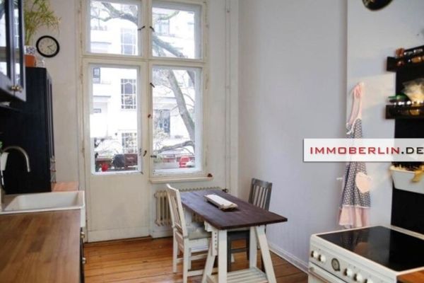 IMMOBERLIN.DE - Posizione privilegiata! Bellissimo appartamento d’epoca con loggia sud-occidentale tranquilla