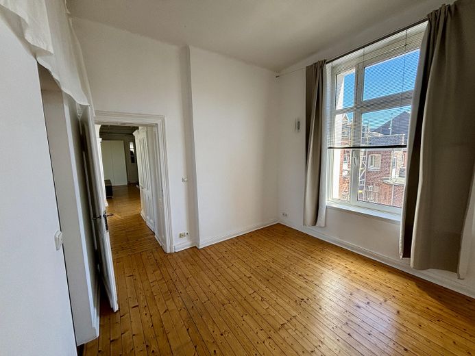 Altbau-Charme pur: 4-Zimmer-Wohnung mit Dielenboden & Stuckdecken – Foto 23