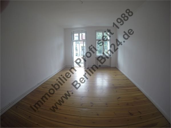 Bezug nach Vollsanierung - ruhiger Seitenflügel mit Süd Balkon – Kamera -- 11.07.2016 066