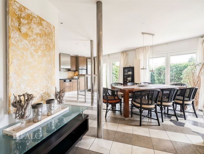 Stedefreund ! Elegante casa unifamiliare con appartamento indipendente ! – Essbereich