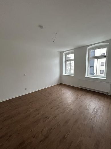 Zweitbezug nach San.! Kompakte 3-Zi. mit Einbauküche, Lam., Lift u. Wanne! – IMG_6500