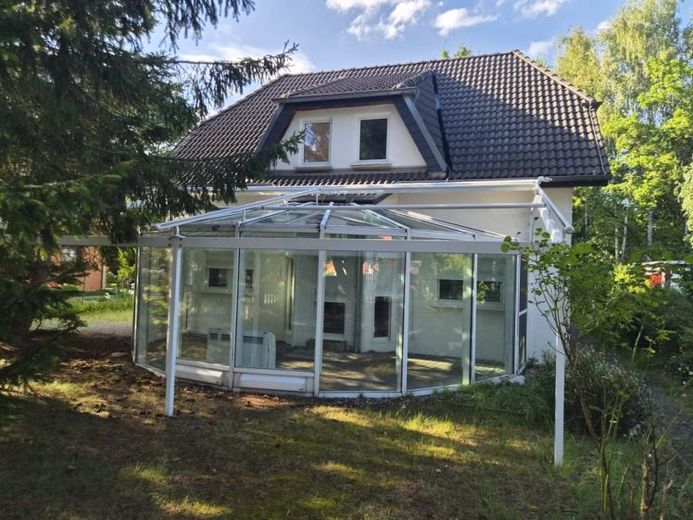 Einfamilienhaus in ruhiger Lage der Nähe von Luckau mit schönem Wintergarten – Foto 1