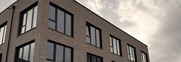 Moderna superficie de oficinas en Rheinbach, representativa y disponible de inmediato, planta baja