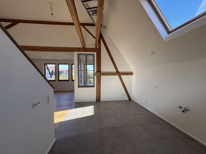 Vida única: loft con balcón soleado y jardín privado – Küche
