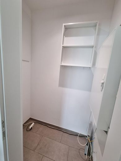 Garrel’de merkezi konumda, soğutma ve havalandırma sistemli daire – Abstellraum