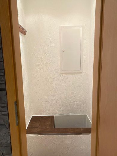 Appartamento in condominio di lusso con balcone e garage + parcheggio (in totale 3 auto) e riscaldamento a pavimento – Foto 16