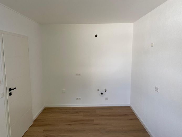 Frisch sanierte 3-Zimmer ETW mit separatem Eingang – Küche
