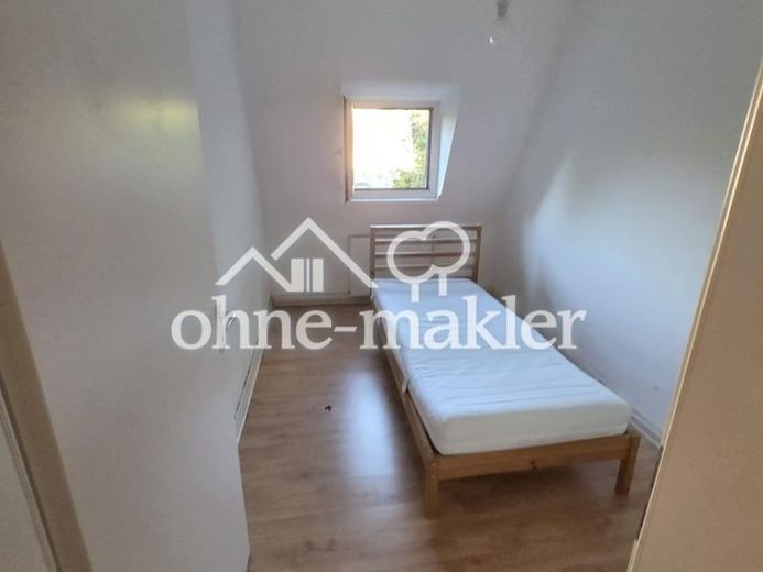 2-Zimmer Dachgeschosswohnung im schönen Wasserviertel – Foto 1