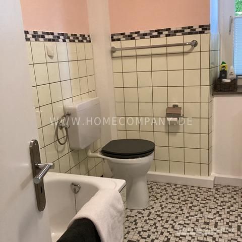 Bückeburg, Schöne Dreizimmerwohnung in ehemaligen Pfarrhaus – 6379d09f5bd9bf322cda0218aa97bbeefe4f13cb.jpg