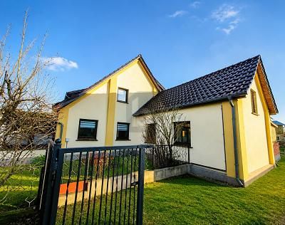 EIN ZUHAUSE IM GRÜNEN – 1785245531_315f3e6.jpg