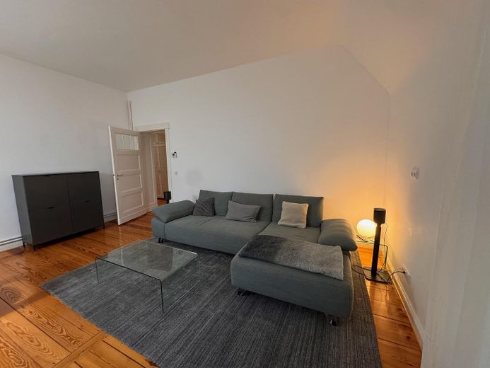 ...und XXL-Sofa