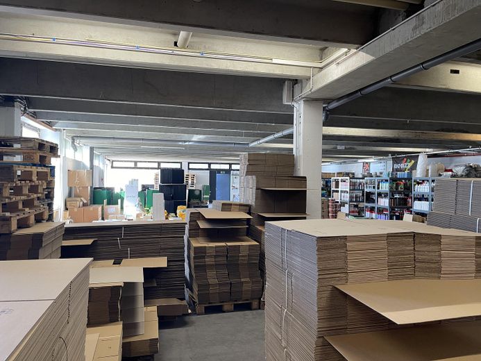 Superfici di magazzino e ufficio riscaldabili in affitto a Eggenfelden -1096qm – Photo 34