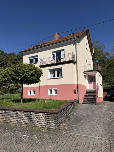 hochwertig kernsaniertes Einfamilienhaus in Dillingen – Foto 1
