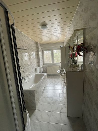 Großzügiges Rheinendhaus mit Pool – Foto 11