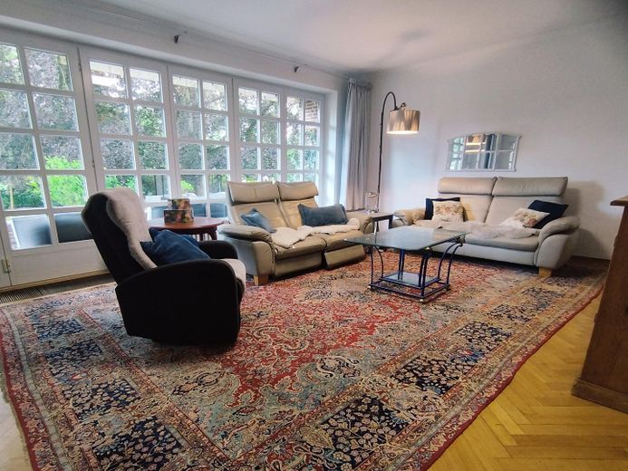 Stilvolles Einfamilienhaus in Oberneuland – Wohnzimmer
