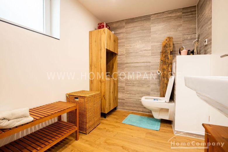 Außergewöhnlicher Designer-Bungalow mit Indoor-Pool, Heimkino  &  Smart-Home in ruhiger Naturlage – d1564c55f631b9f168a1178b0bb57718b551e391.jpg