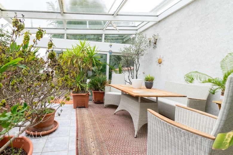 Mehr Raum fürs Leben - vielseitiges Zuhause mit Wintergarten und Einliegerpotenzial – Wintergarten