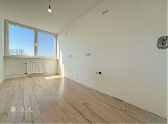 ***RESERVIERT - Erstbezug einer sanierten 3 Zimmer Wohnung in Feldrandlage von Nikolausberg*** – Küche